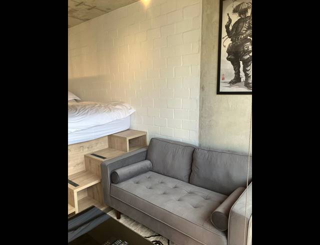 0.5 BEDROOM APARTMENT RENTED IN SEA POINT